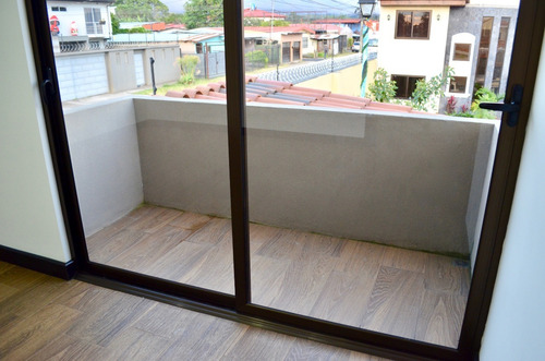 Imagen 13 de 24 de Alquiler De Casa En Santo Domingo De Heredia En Condominio