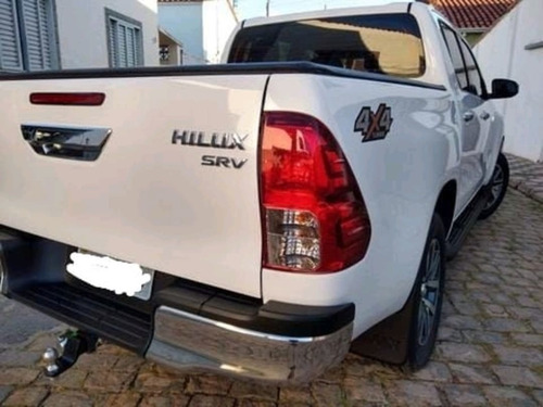 Imagem 10 de 11 de Toyota Hilux Cd Srv 4x4 At 2.8 Tb