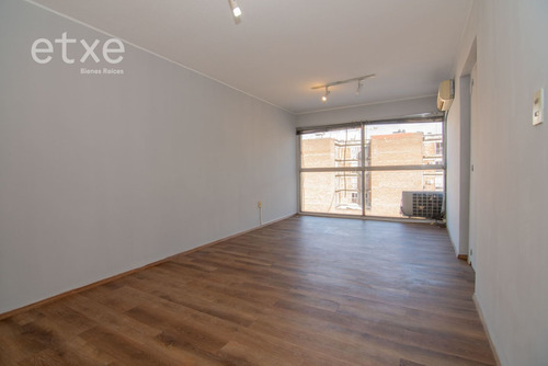 Imagen 6 de 10 de Oficina En Venta Con Garaje Y Excelente Renta 6,2% En Centro (ref: Jpd-1153)