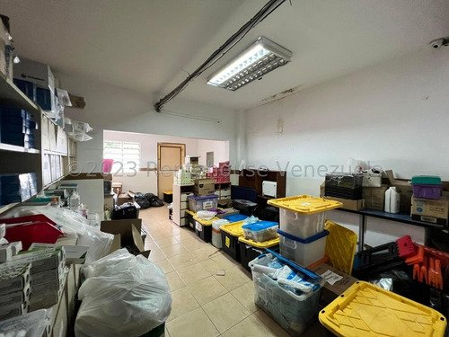 Se Vende Espectacular Casa Comercial En Santa Mónica Mls 24-7004