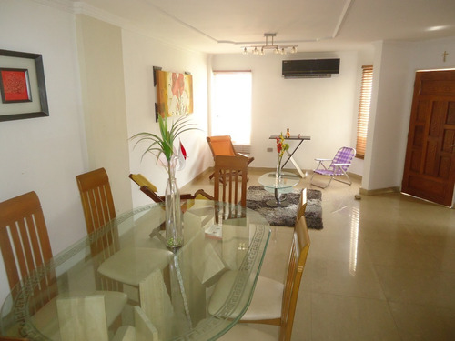 Imagen 2 de 21 de Townhouse En Venta En Villa Caribe, San Pablo. 04121994409