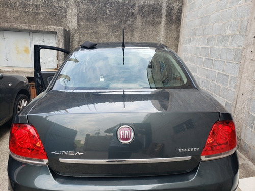 Fiat Linea 2014 1.8 16v Essence Flex Dualogic 4p