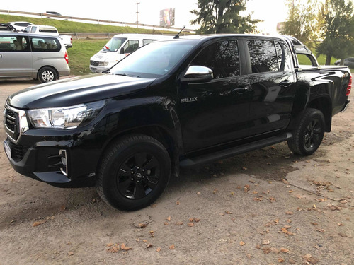 Toyota Hilux 2.8 Cd Srv 177cv 4x4 At 2019
