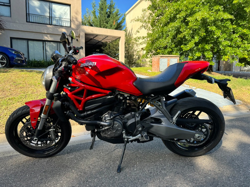 Ducati Monster 821  Accesorios Inmaculada