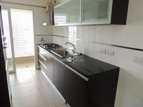 Alquiler Apartamento 2 Dormitorios En Buceo, Diamantis Plaza