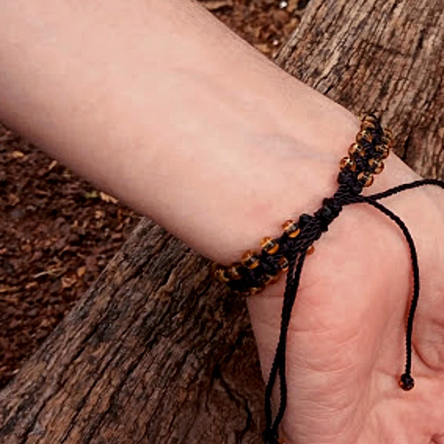 Imagen 3 de 3 de Pulsera Tejida Chaquiron Celdas Ámbar