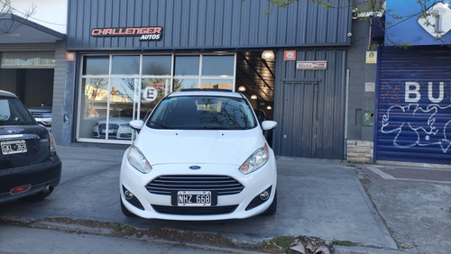 Imagen 2 de 23 de Ford Fiesta Kinetic Design 2013 1.6 Se Plus 120cv