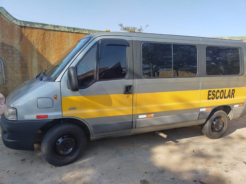Imagem 1 de 15 de Van Peugeot Boxer M330m 23s Diesel 15+1 Lugares Ano 2011