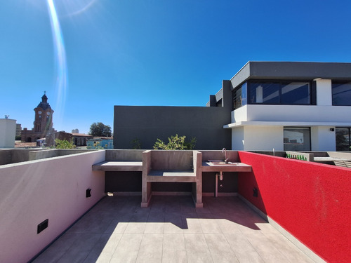 Departamento Estudio, Cerro Barón, Valparaíso.