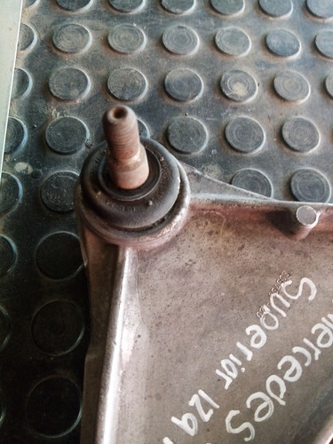Horquilla Superior Izquierda Mercedes,e-320 (w11) (03-09) (Usado)