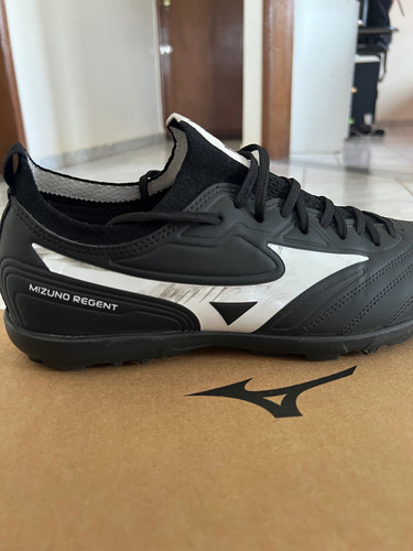Chuteira Society 41 Mizuno Regent As Preta Usada 1 Vez (Usado)