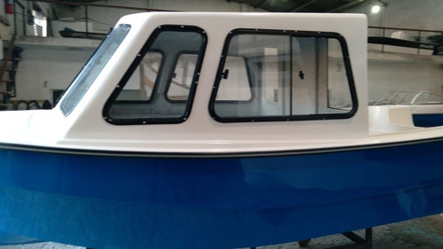 Tracker Cabinado Cuddy 530