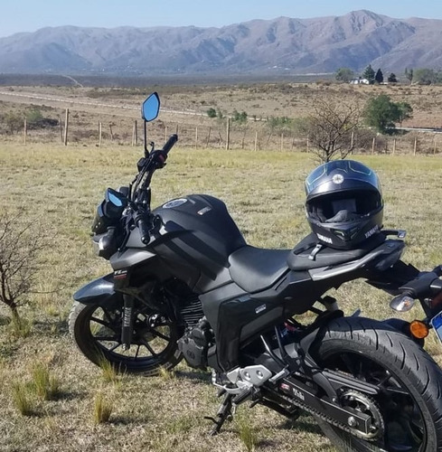 Imagen 2 de 8 de Yamaha Fz 25 - 2021 - 2900km Con Cascos Incluídos