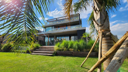 Casa En Venta En Barrio El  Yacht, Nordelta, Tigre