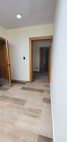 Imagen 18 de 22 de Casa Nueva En Proyecto Cerrado