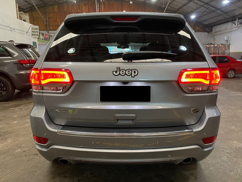 Imagen 4 de 13 de Jeep Grand Cherokee Overland