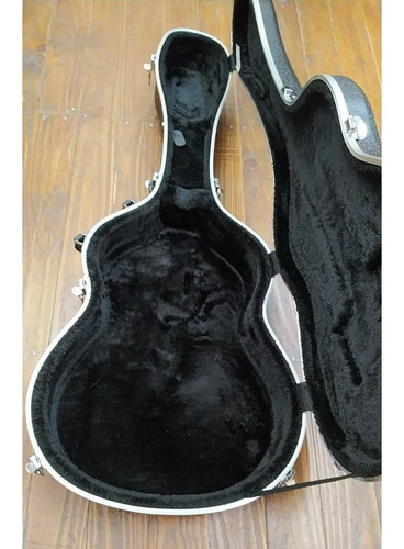 Estuche Rigido Guitarra Clásica. Abs. Interior Terciopelo