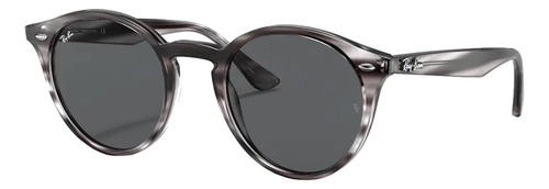 Óculos de sol Ray-Ban Round RB2180 Standard armação de propionato cor gloss striped grey havana, lente grey de plástico clássica, haste gloss striped grey havana de propionato