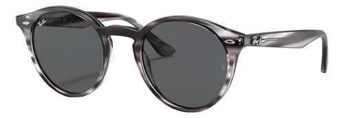 Anteojos de sol Ray-Ban Round RB2180 Standard con marco de propionato color gloss striped grey havana, lente grey de plástico clásica, varilla gloss striped grey havana de propionato