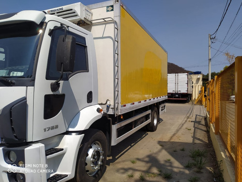 Imagem 2 de 9 de Ford Cargo 1722