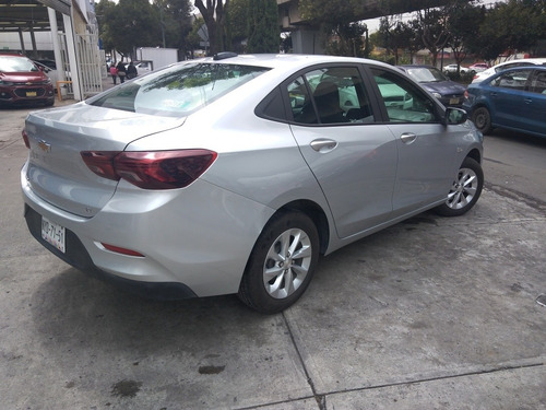 Imagen 7 de 14 de Chevrolet Onix 2021 1.0t Lt At