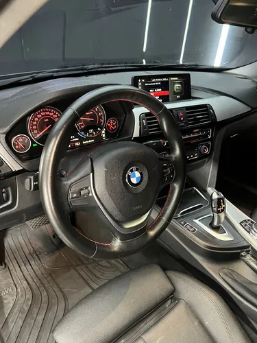 Bmw 318i 1.5 Sport Line Sedan 2018