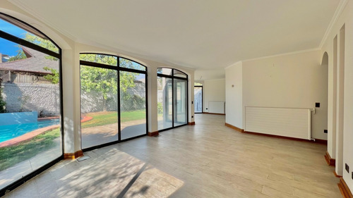 Casa Luminosa Y Remodelada