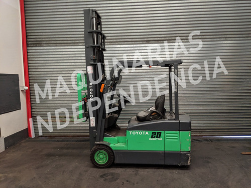 Imagen 3 de 11 de Autoelevador Eléctrico Toyota 2000 Kg Triciclo C/ Despl