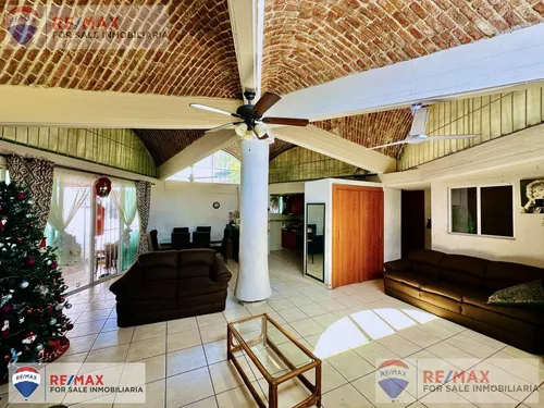 Venta De Casa En Condominio, Chipitlán, Cuernavaca, Morelosclave 5328