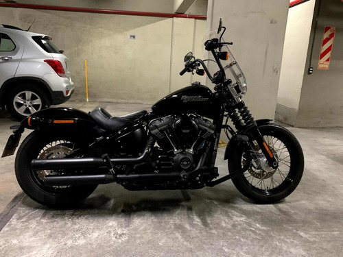 Harley Davidson Softail Street Bob