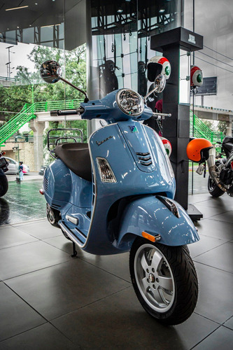 Imagen 1 de 7 de Vespa Gts 300 - Precio Promoción