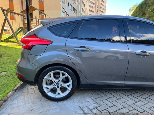 Imagem 8 de 14 de Ford Focus