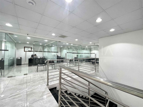 Arriendo Oficina Ubicada En Arturo Prat, Concepción