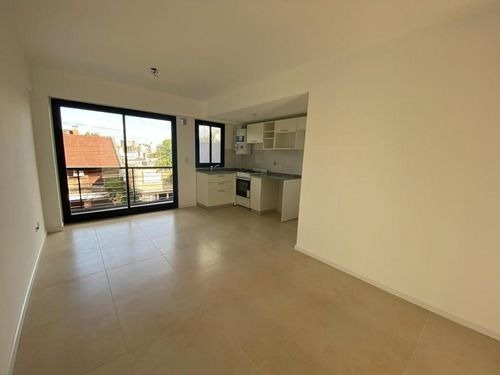 Imagen 9 de 14 de Venta De Departamento Dos Ambientes - Edificio De Categoria!