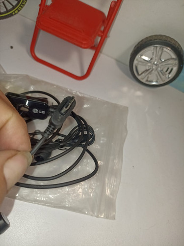 Manos Libres De Lg Negro (Usado)