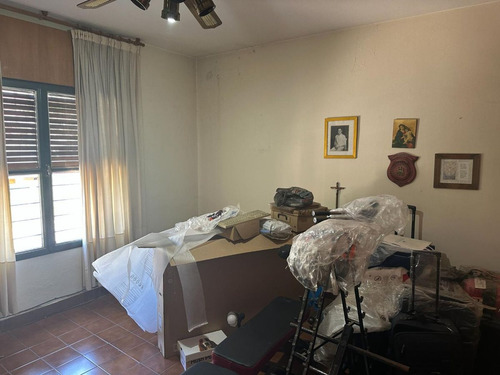 Enorme Casa De 4 Dor. Y Pileta En San Salvador