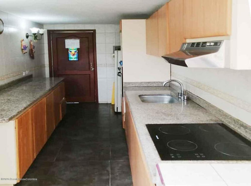 Casa En Las Delicias Norte(chia) Rah Co: 21-827