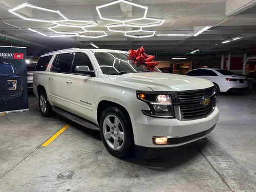 Chevrolet Suburban 5.3 Ltz V8 4wd 2da Cubo At