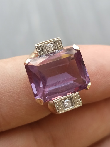 Anillo En Oro 10k 2 Diamantes Y Alejandrina Dorado (Usado)