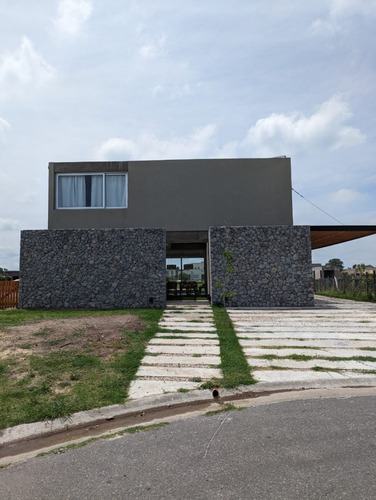 Casa En Venta A La Laguna A Estrenar  San Sebastian Escobar