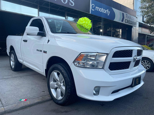 Imagen 2 de 11 de Dodge Ram Sport 2016
