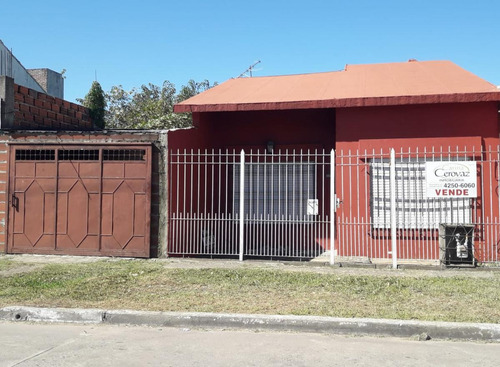 Imagen 11 de 11 de Blas Parera 2900 - Casa Con 2 Dormitorios Y Parque - Quilmes Oeste