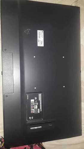 Tv Smart LG 42 Polegadas Com Tela Trincada Vendo Por 700 R$