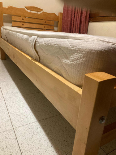 Cama De Madera + Colchón