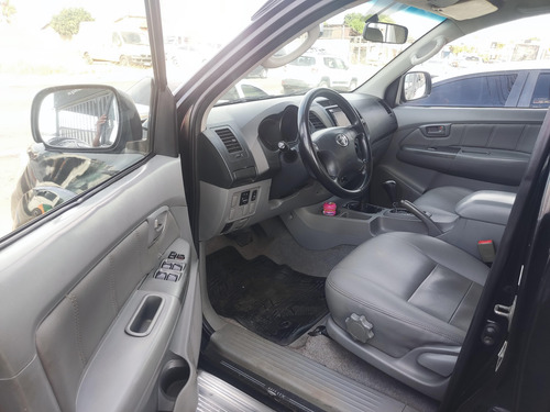Toyota Hilux 3.0 Srv Cab. Dupla 4x4 Aut. 4p