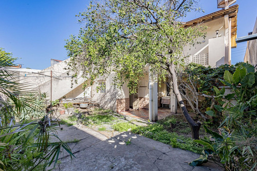 Venta Casa 5 Ambientes En Moron Norte