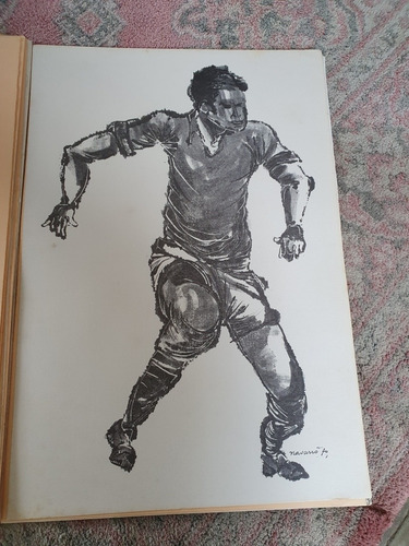 Álbum De Gravuras Futebol De Newton Navarro.