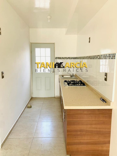 Imagen 2 de 6 de Vendo Casa Nueva En Privado Cerca Del Centro De Cordoba