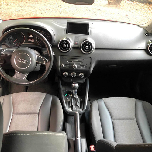 Audi A1 1.4 Ambition Tfsi 122cv Stronic 2011