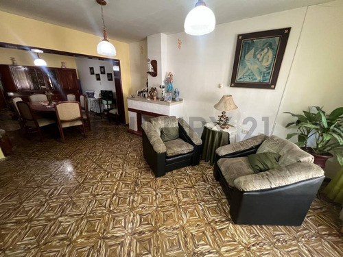 Casa En Venta En San Martin Centro
